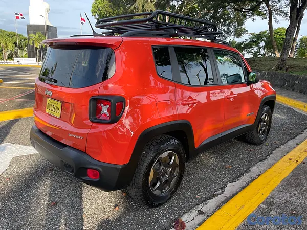 jeepetas y camionetas - Jeep Renegade Sport 2017, 4X4 impecable 3