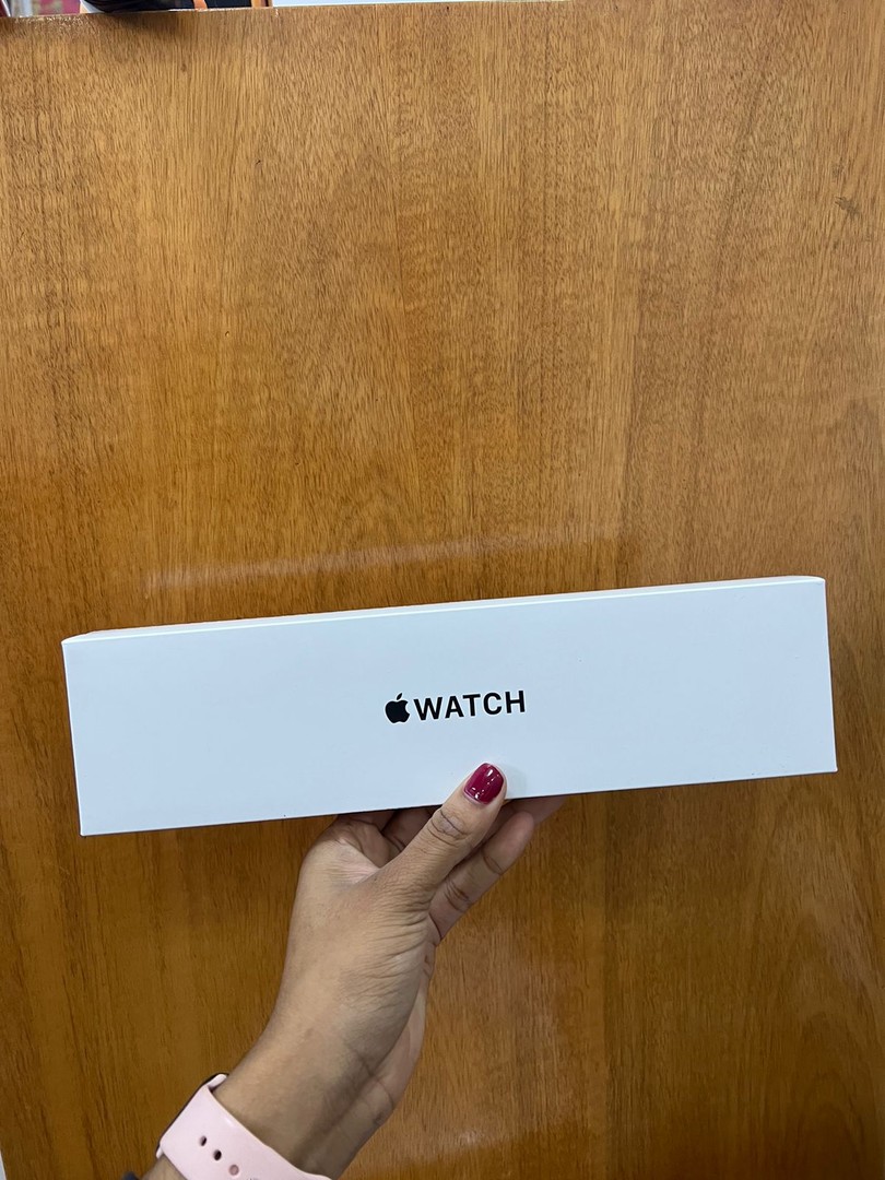 celulares y tabletas - Apple Watch SE 2022 40mm Sellado 