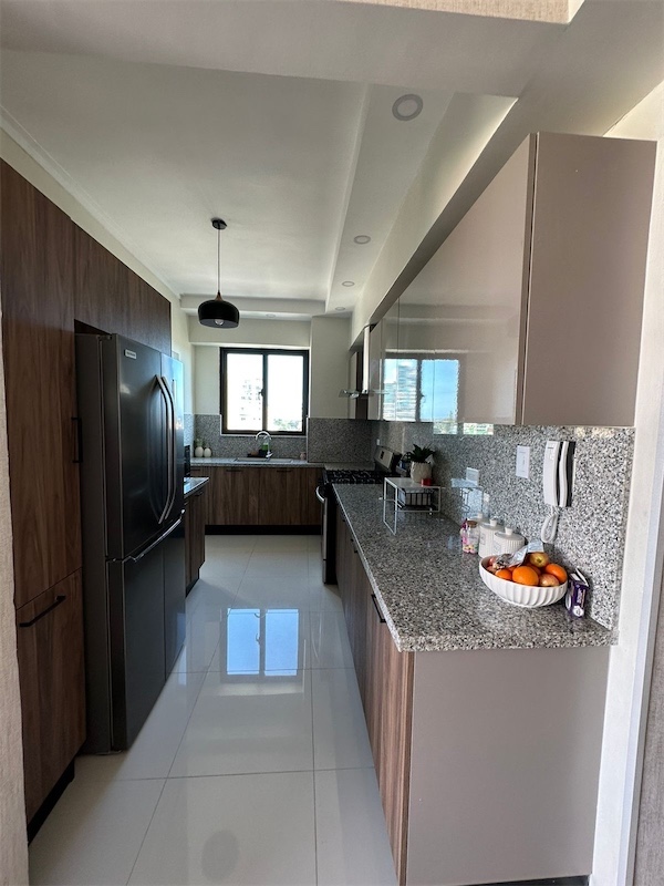 apartamentos - Apartamento en Alma Rosa piso 7 de 135mts Santo Domingo este 3