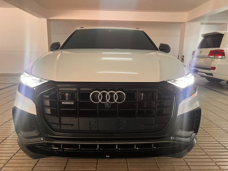 jeepetas y camionetas - Audi Q8 2019 S-line impecable  1