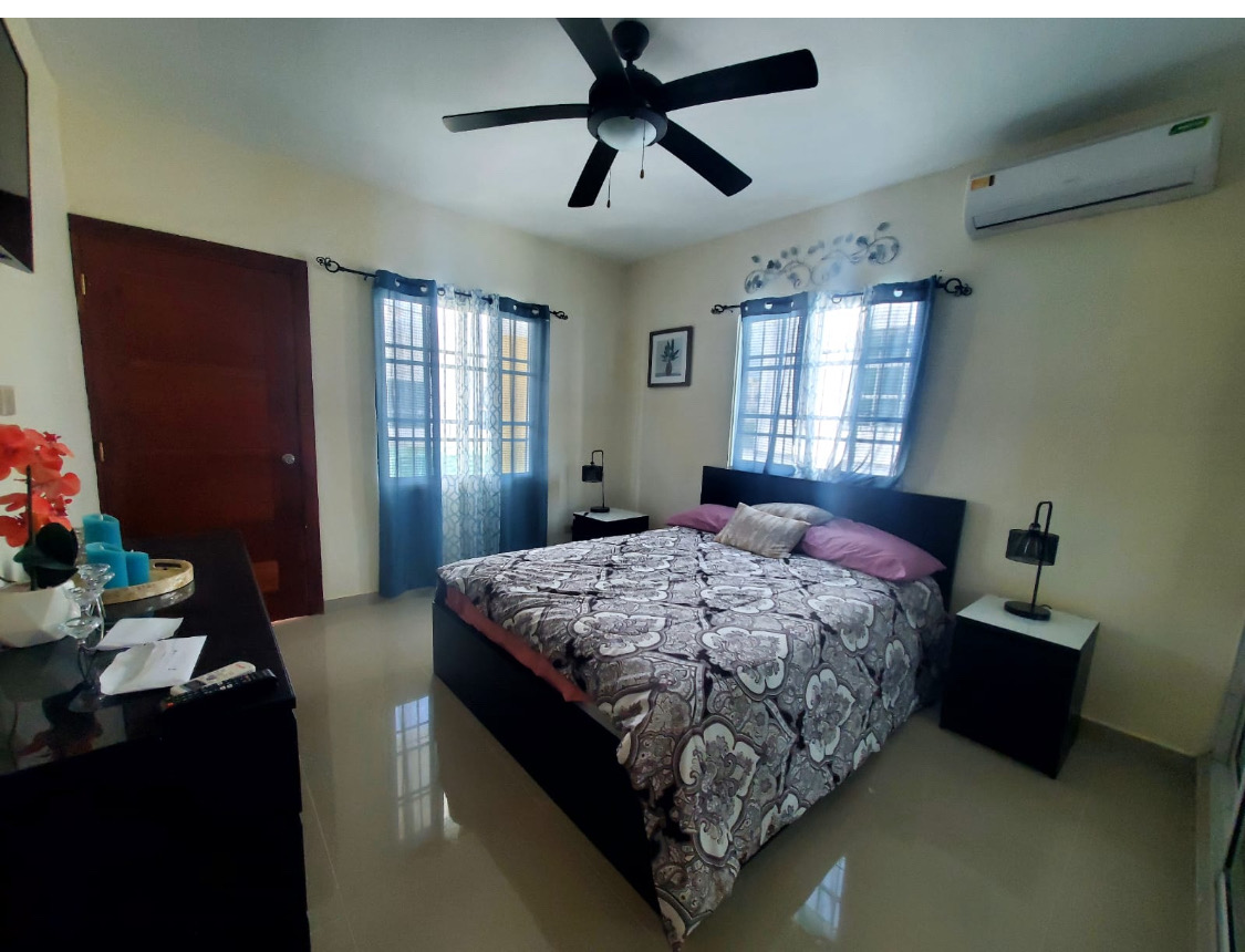 casas - CASA HERMOSA  EN STO DGO ESTE DE 2 NIVELES 220m2  6
