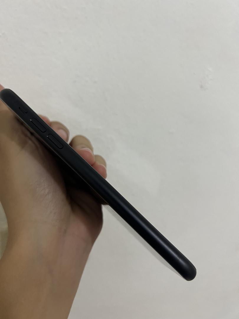 celulares y tabletas - IPhone XR en perfectas condiciones  5