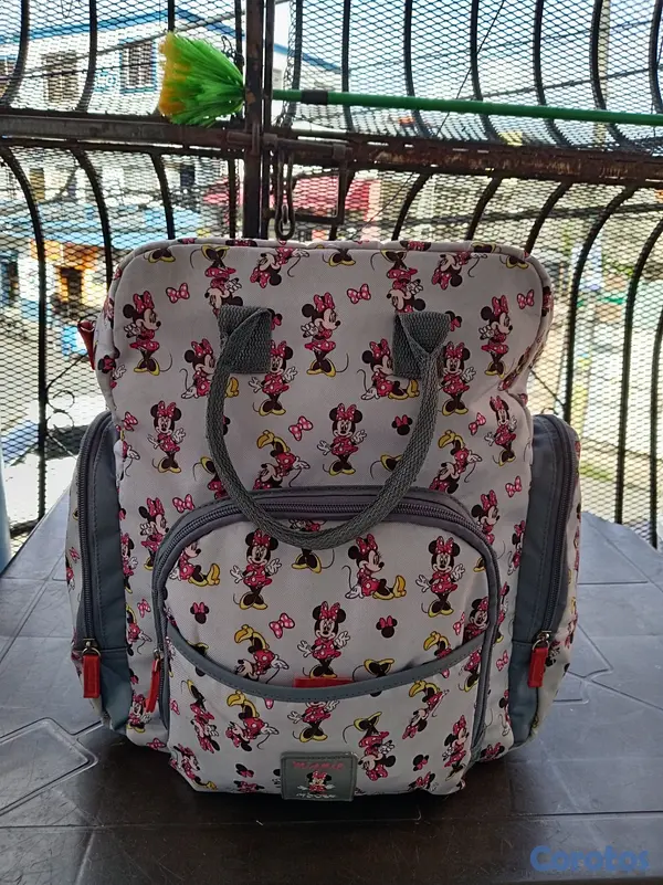 accesorios - Mochila pañalera de Minnie 7