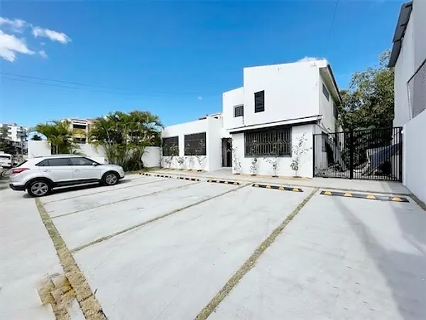 oficinas y locales comerciales - Local julieta 560m 6300 Us 6