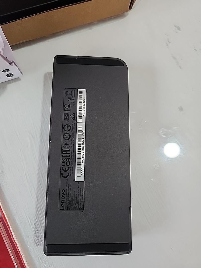 computadoras y laptops - 📌 Lenovo Powered USB-C Travel Hub – Hub USB-C Multipuerto 💻⚡ neg.

 3