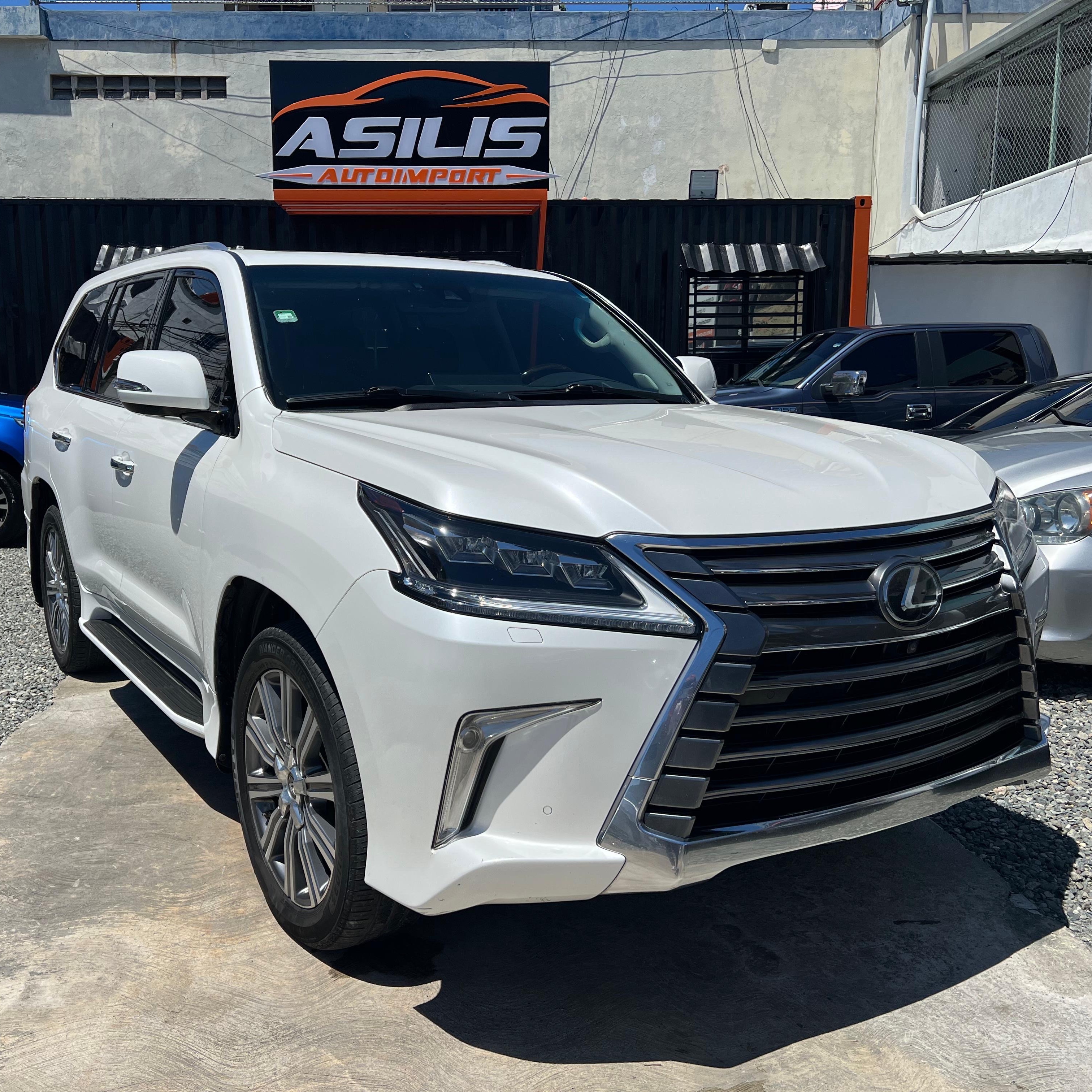 jeepetas y camionetas - Lexus LX570 2016 Unico Duelo / Clean carfax 