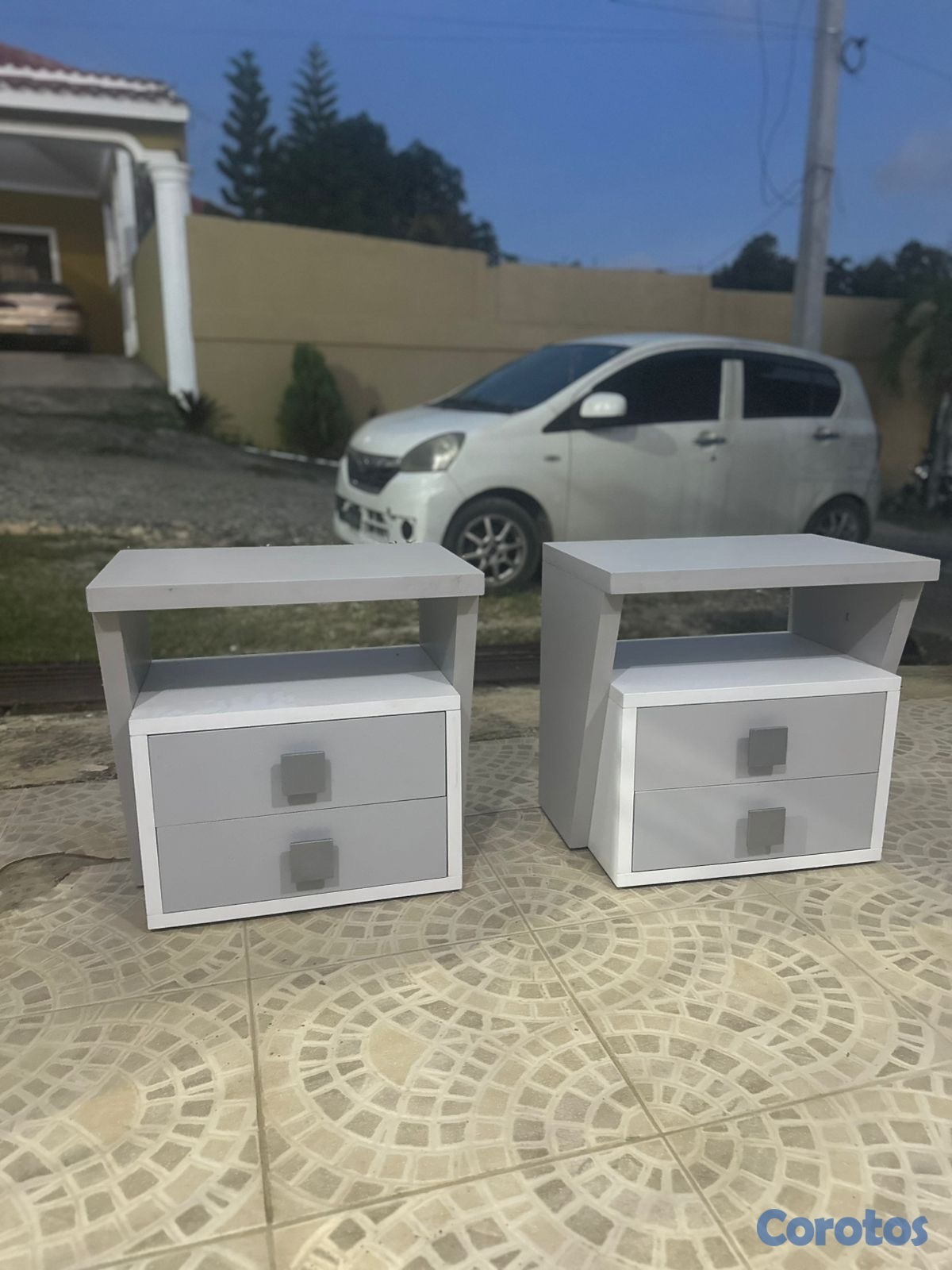muebles y colchones - Mesitas de noche  4