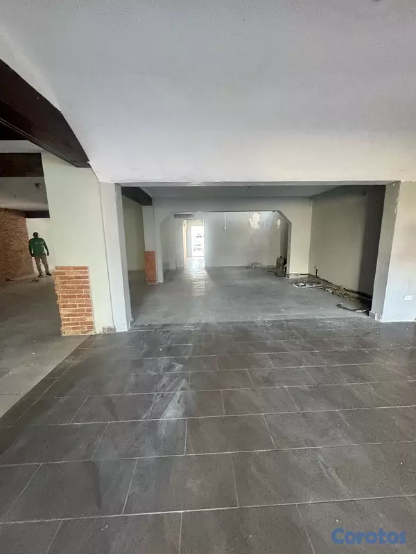 oficinas y locales comerciales - LOCAL COMERCIAL  4