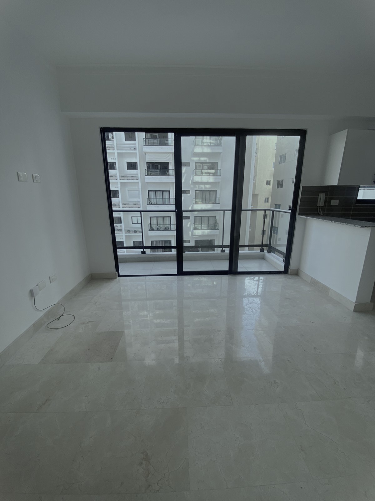apartamentos - Apto. Alquiler Serrallés  0