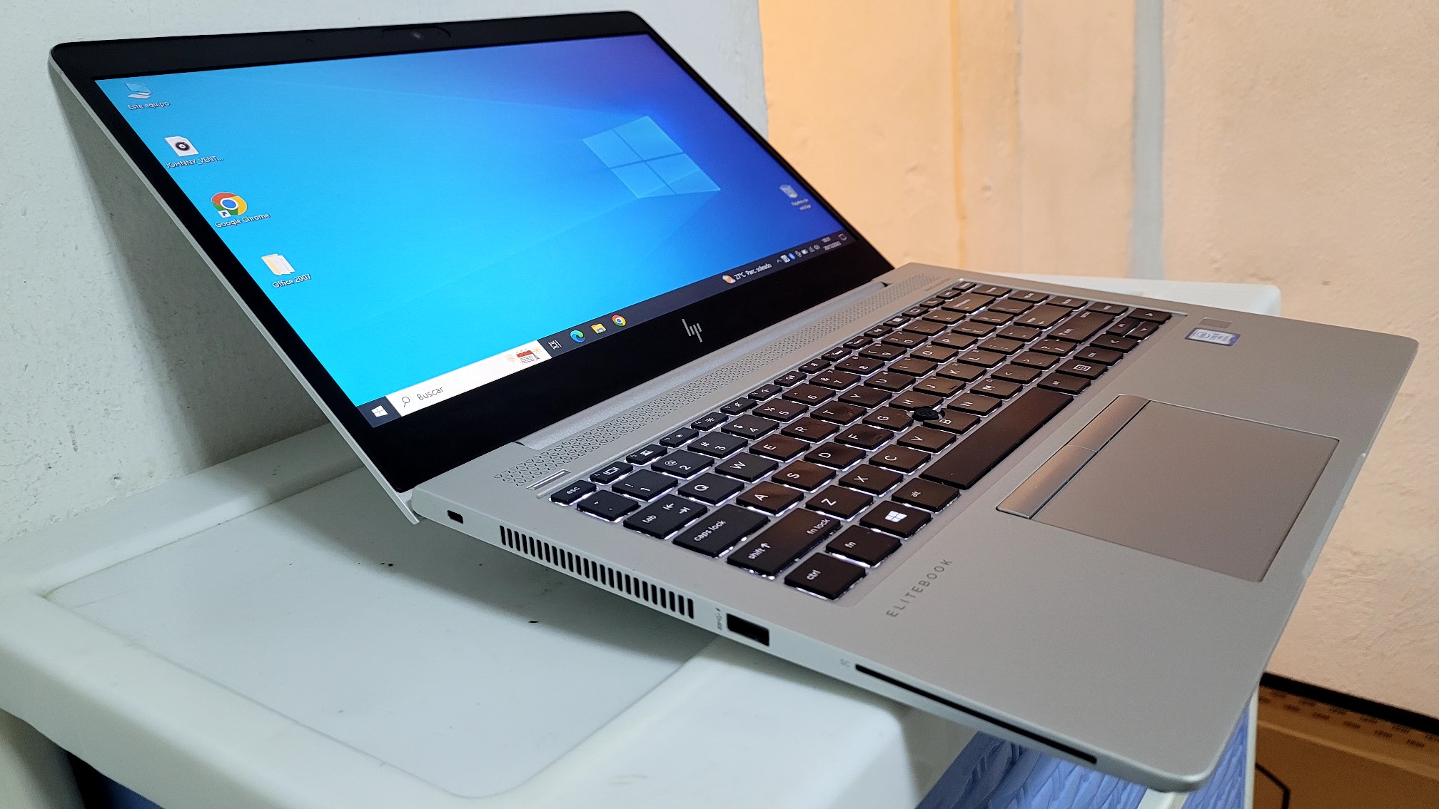 computadoras y laptops - laptop hp G5 14 Pulg Core i5 8va Gen Ram 8gb ddr4 Disco 256gb Solido hdmi 1