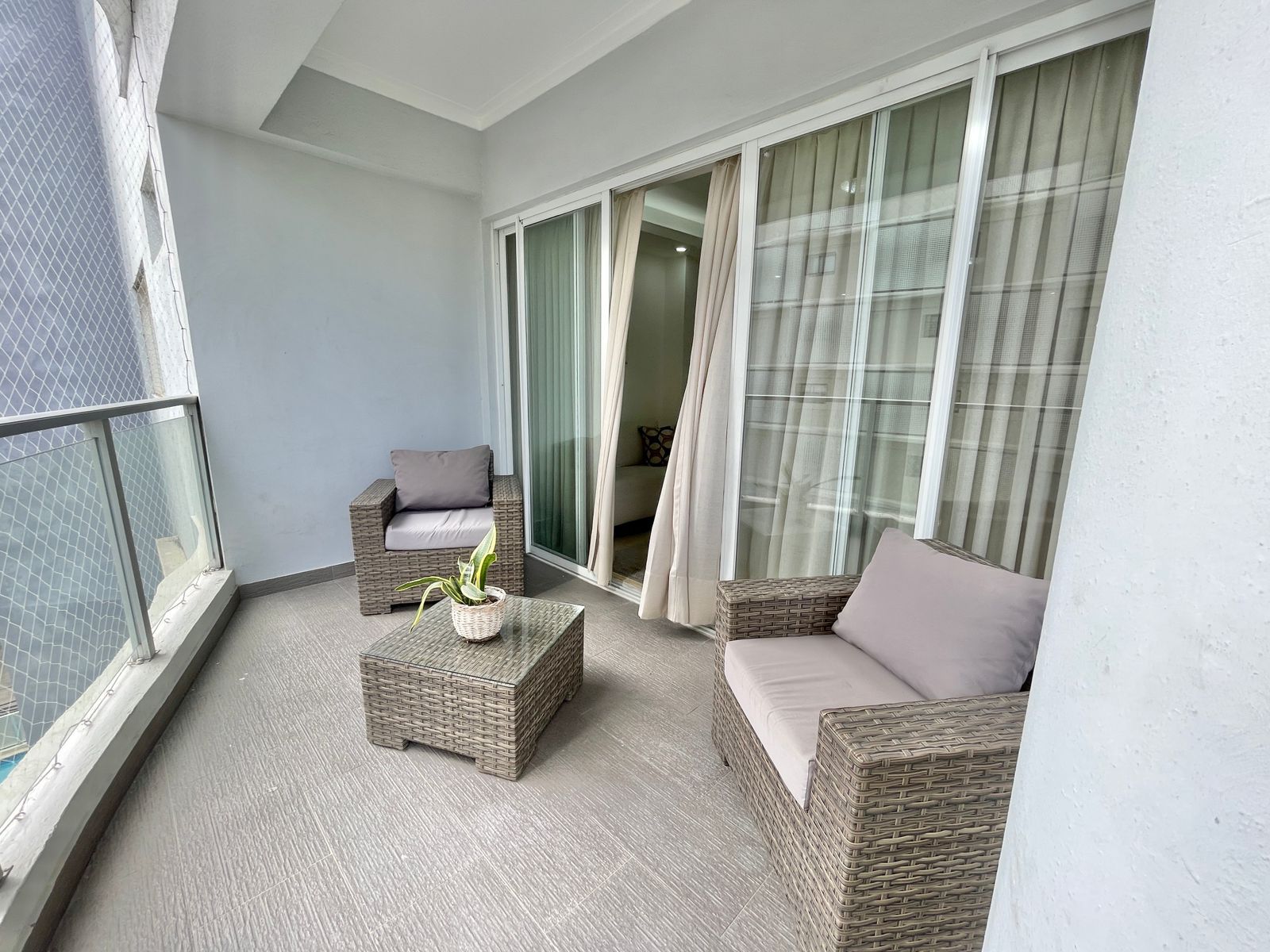 apartamentos - Exclusiva torre en📍Piantini. Piso alto, amueblado 0