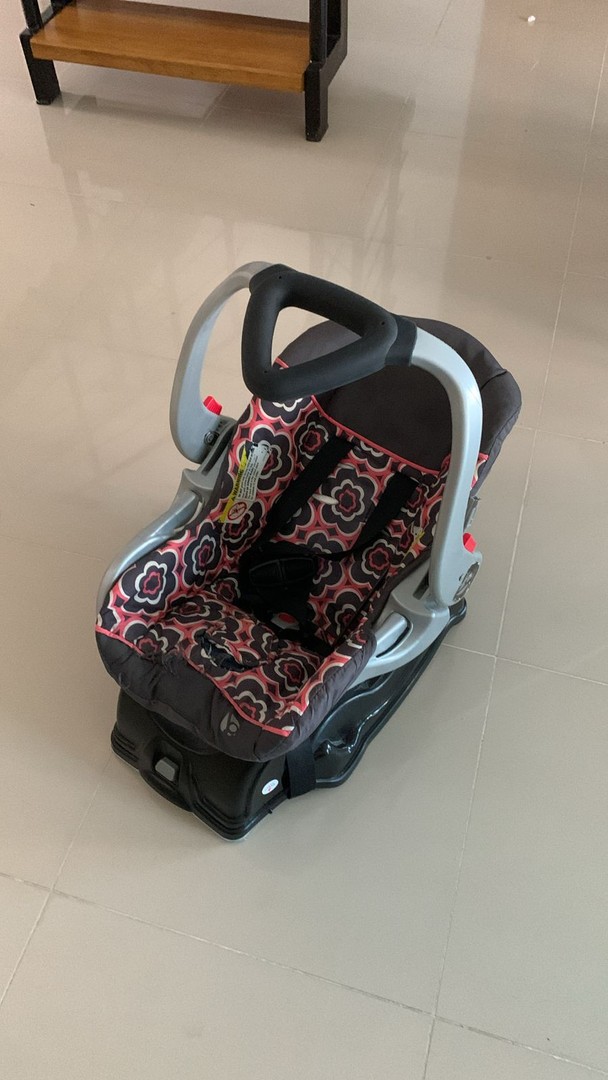 coches y sillas - Baby trend - carrito, cargador y car seat para bebe 3