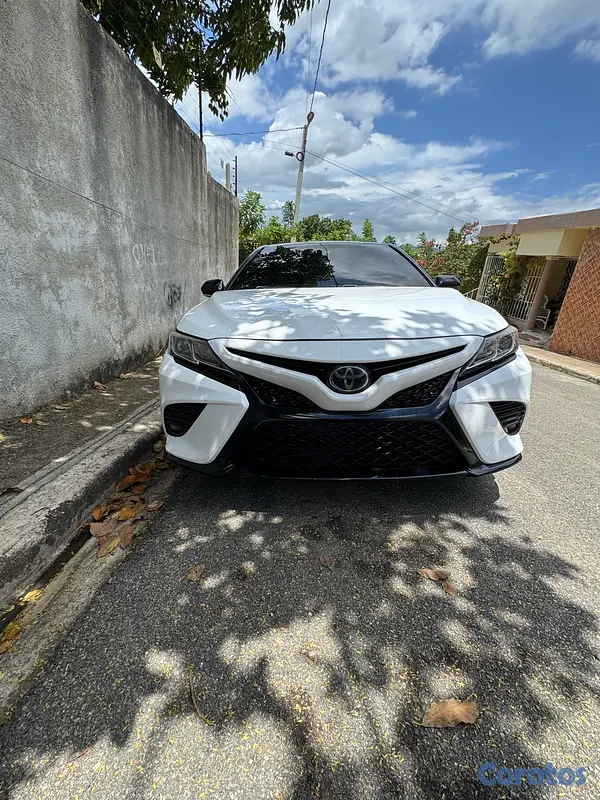 carros - Toyota Camry XSE 2019 – Blanco Perla, Excelente Estado 2