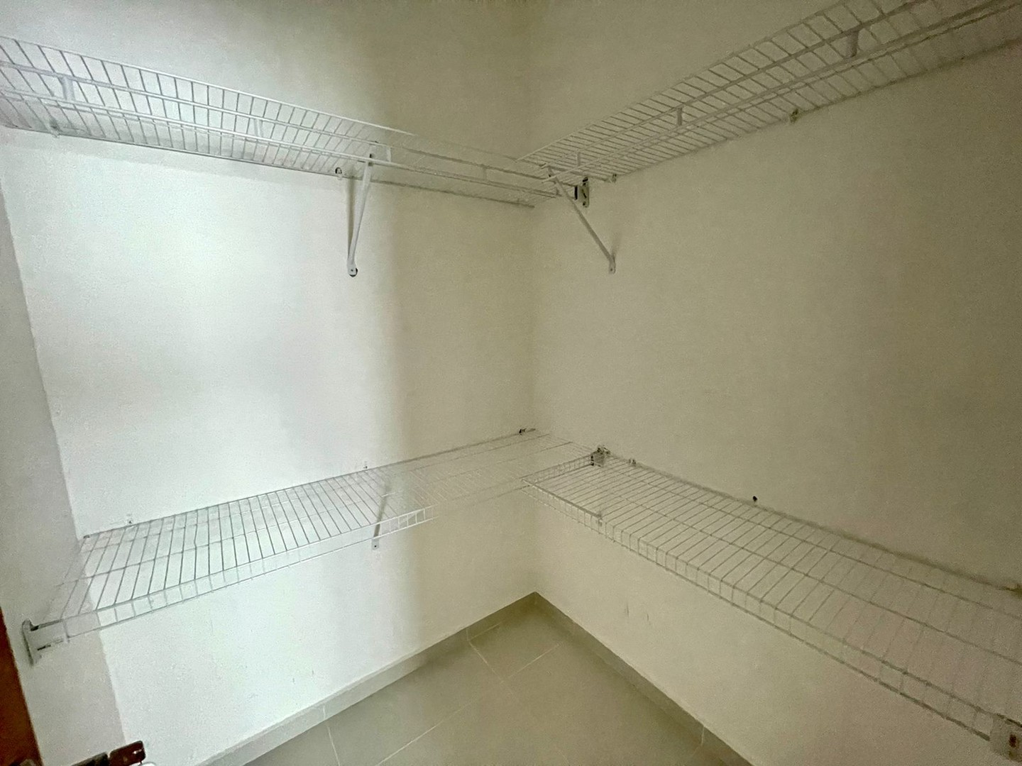 apartamentos - Apartamento en El Paraíso de 1 habitación  4