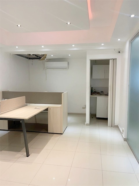 oficinas y locales comerciales - Local en venta en zona céntrica  1