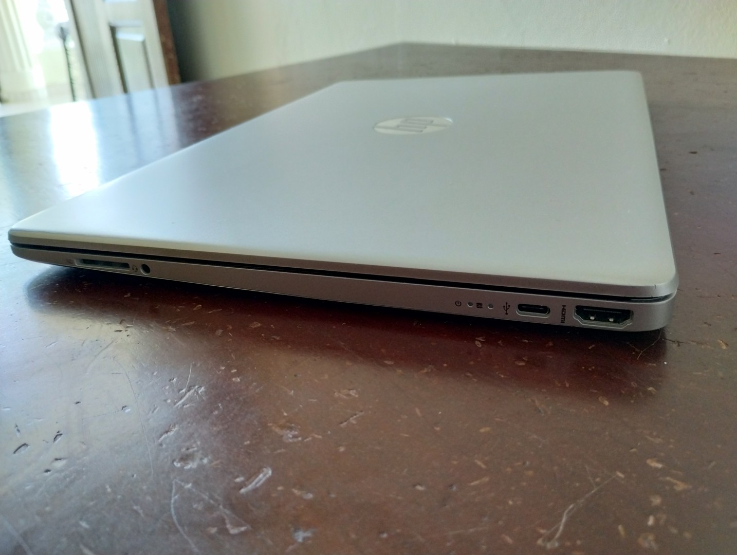 computadoras y laptops - Laptop HP 15 Touch Core i5-10th Gen 256GB SSD 16GB RAM Windows 11 Intel 3