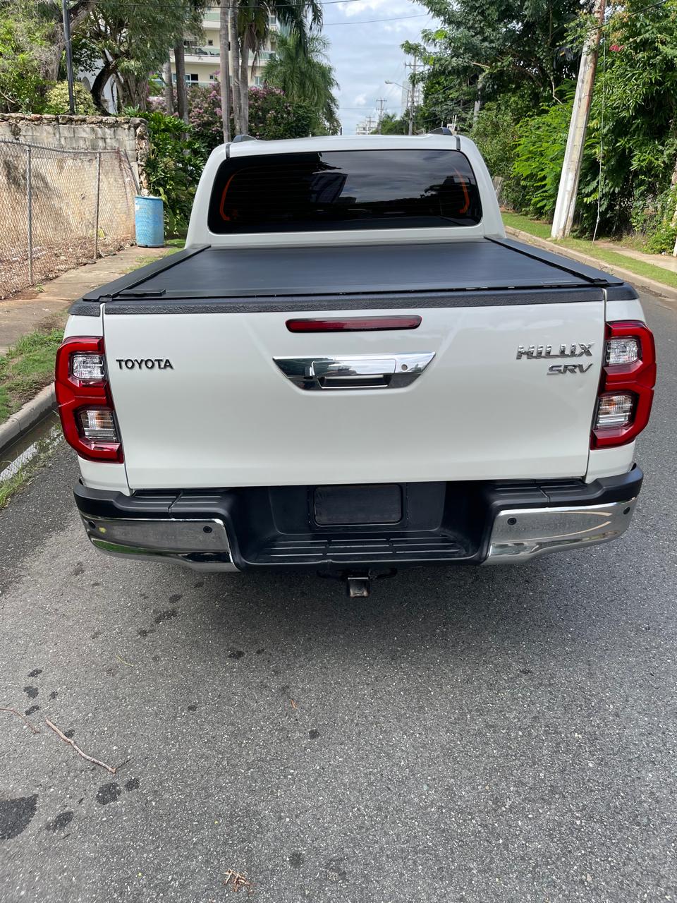 jeepetas y camionetas - Toyota hilux 2022 1