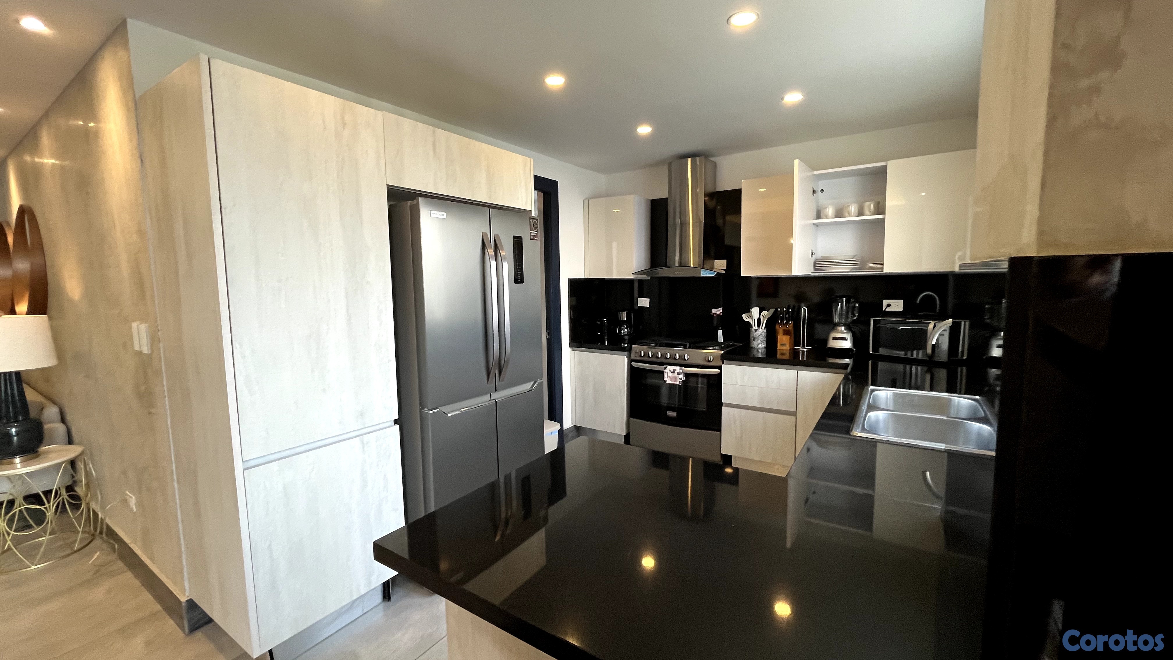 apartamentos - Apartamento amueblado en alquiler en Piantini de 2 6