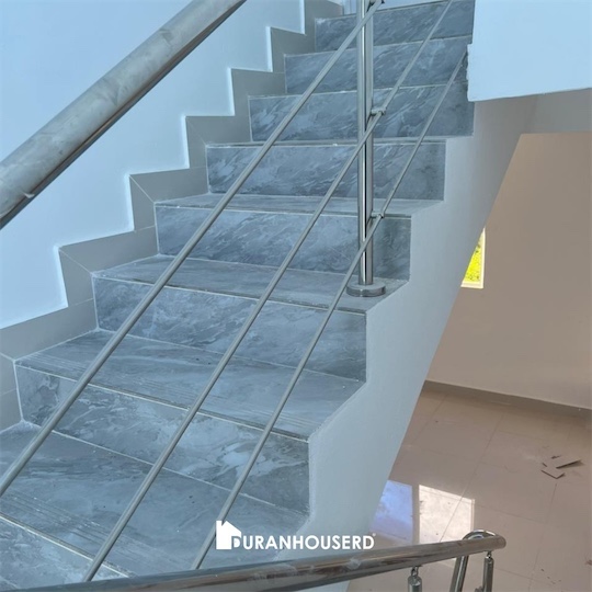 casas - Venta de casa en la autopista de san Isidro brisa oriental Santo Domingo este  3
