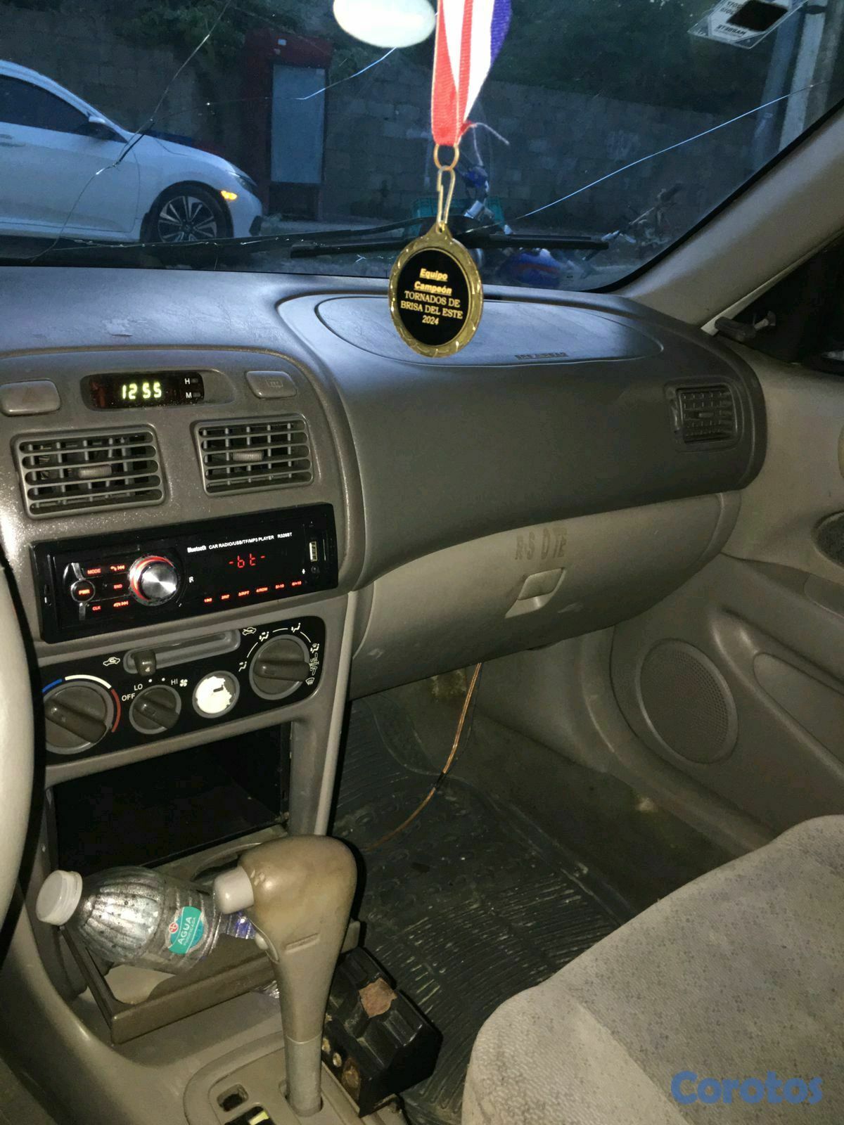 carros - Toyota corolla año 99 2