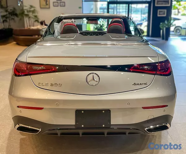 carros - Mercedes-Benz Clase CLE 300 4Matic Cabriolet 2026 8