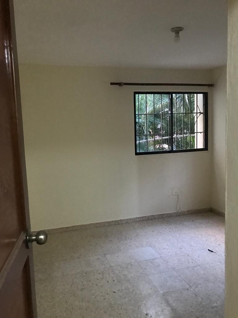 apartamentos - Apartamento Segundo Nivel, Ens. Quisqueya (O.K) 8