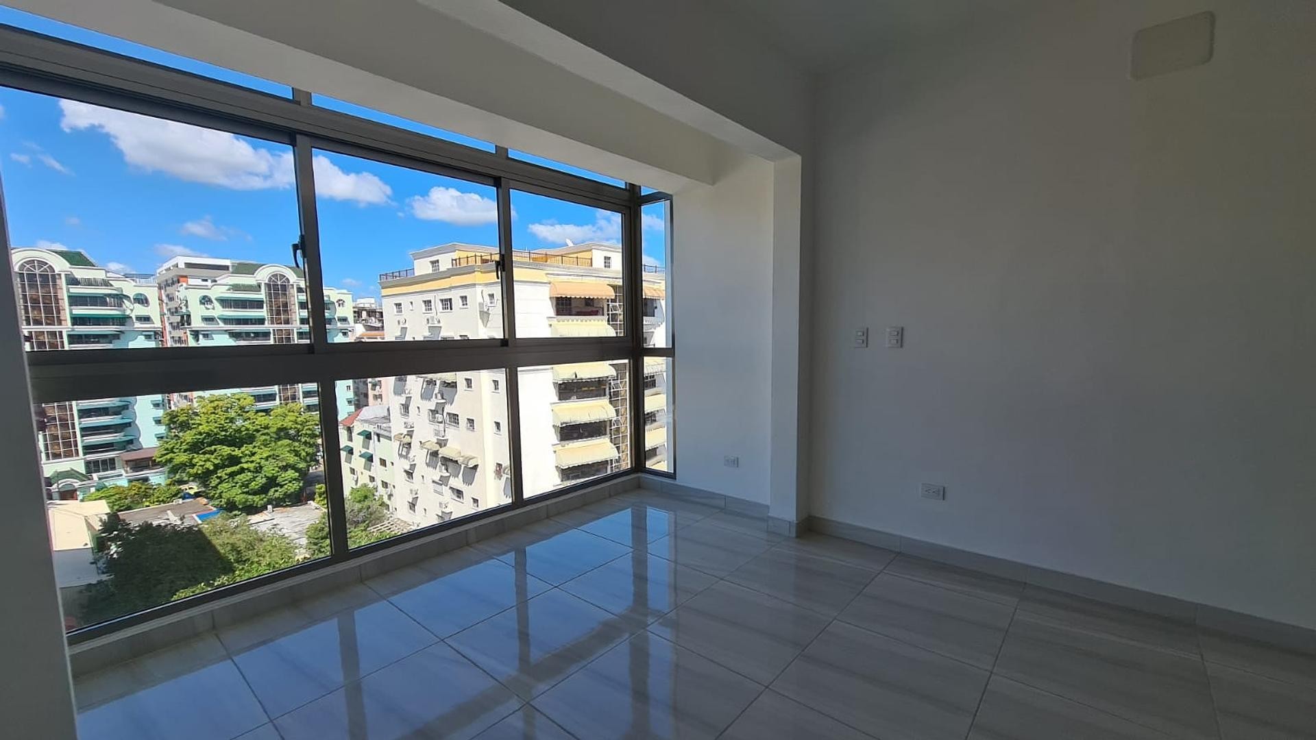 apartamentos - Vendo Apartamento en lujosa torre Evaristo Morales
