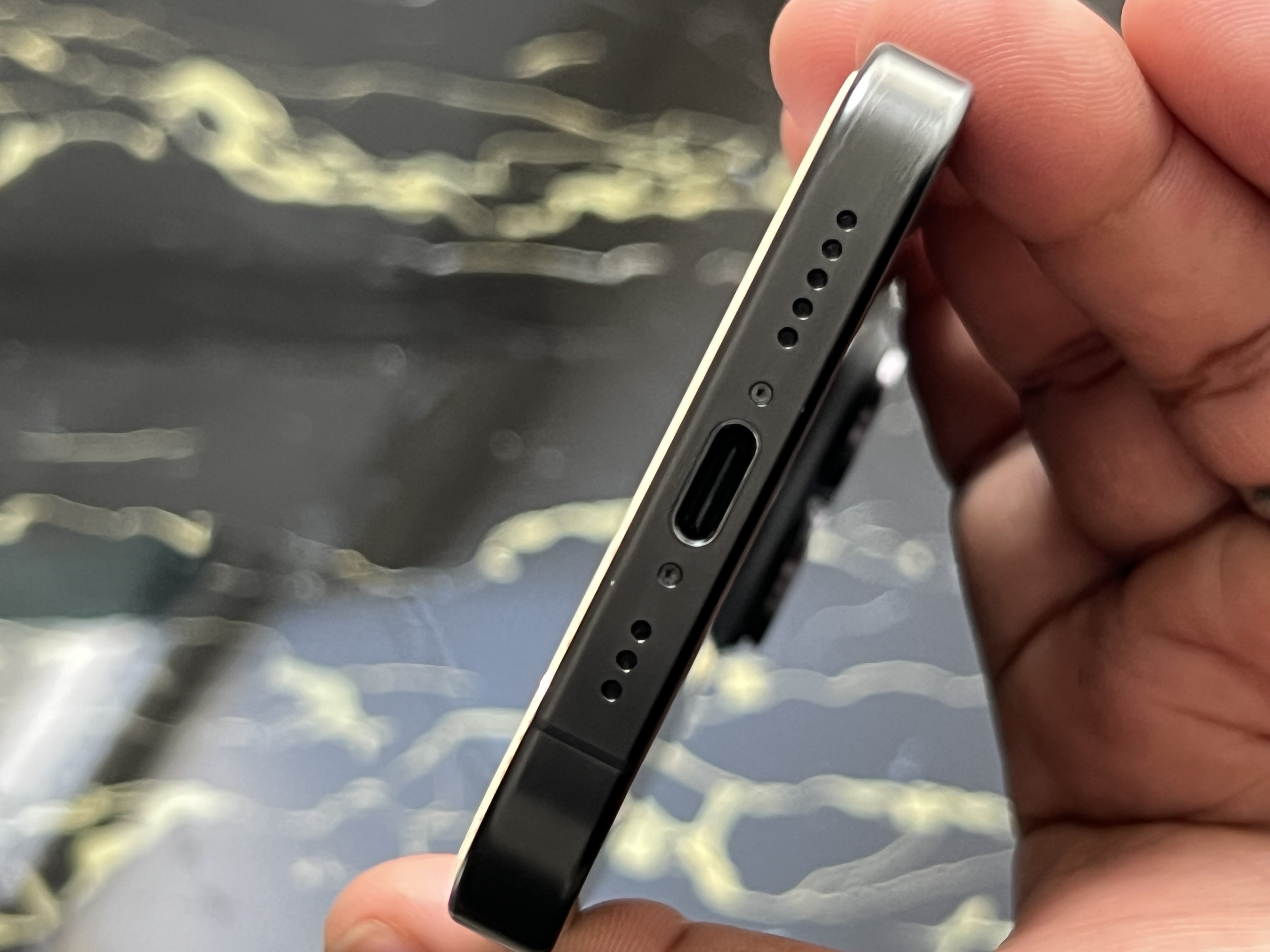 celulares y tabletas - iPhone 15 pro 256 3