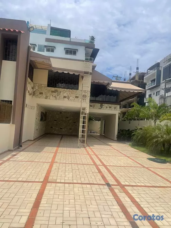 casas - Casa en Alquiler – Ideal para Negocio u Oficina Ub 12