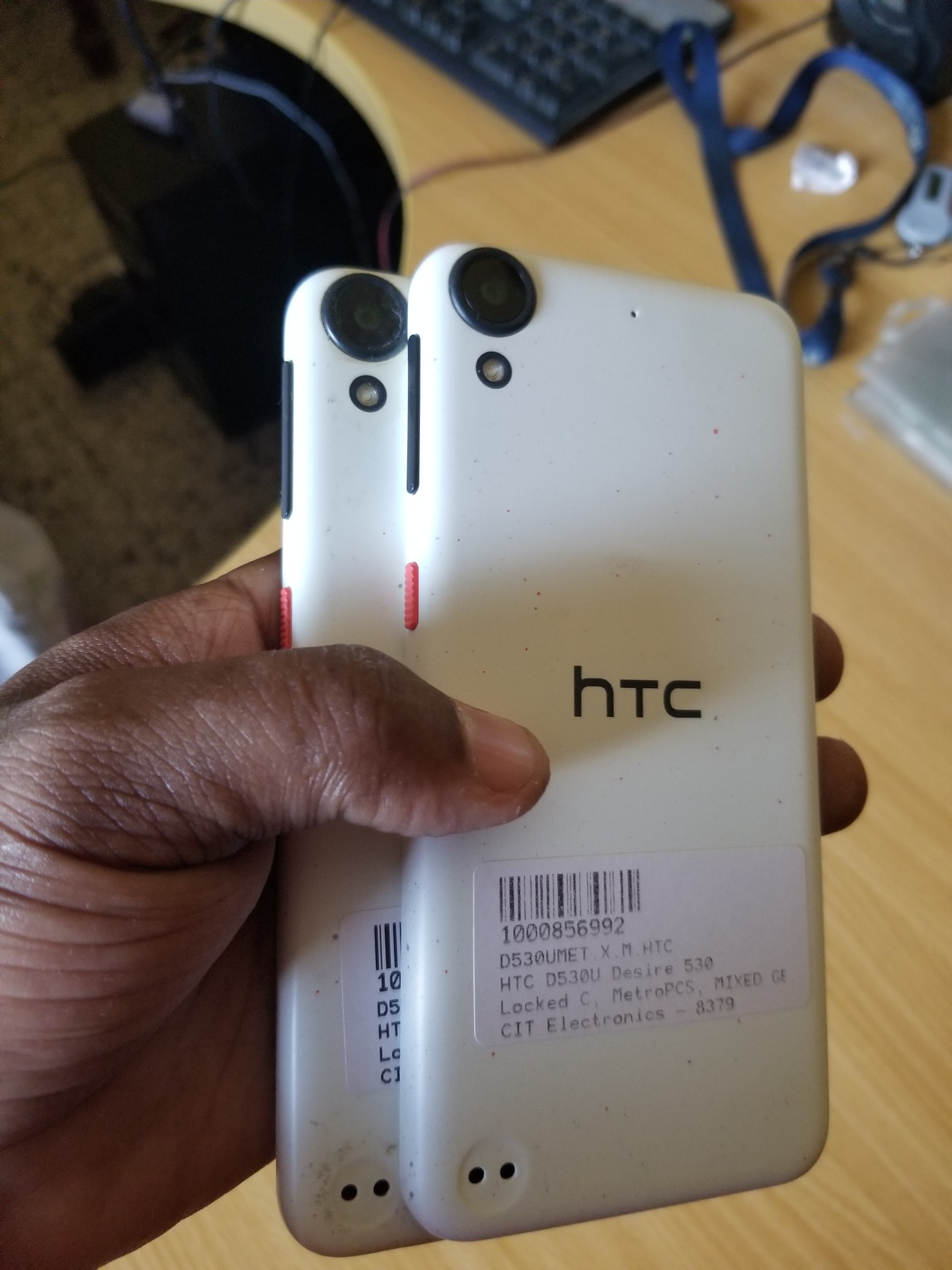 celulares y tabletas - HTC Desire 530 16gb blanco internacional condiciones desbloqueado