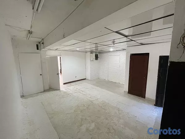 oficinas y locales comerciales - LOCAL COMERCIAL 3