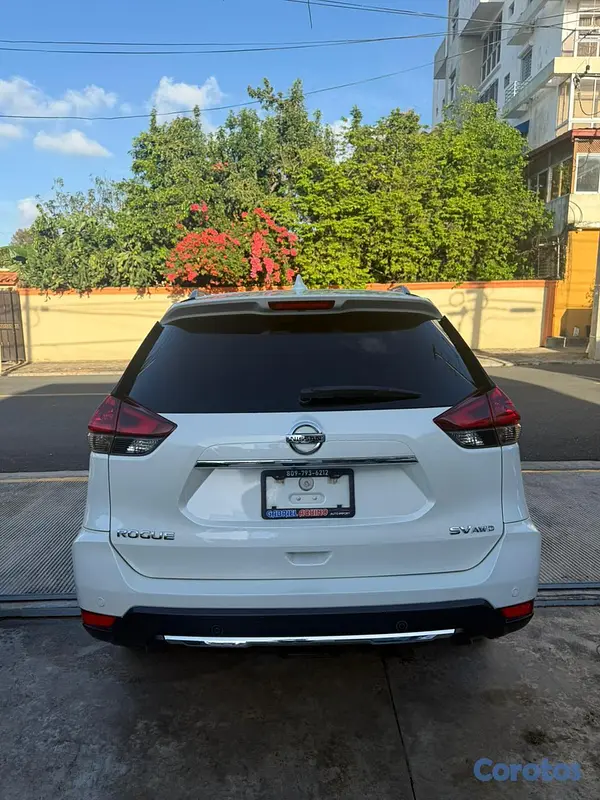 jeepetas y camionetas - Nissan Rogue SV 2019  2