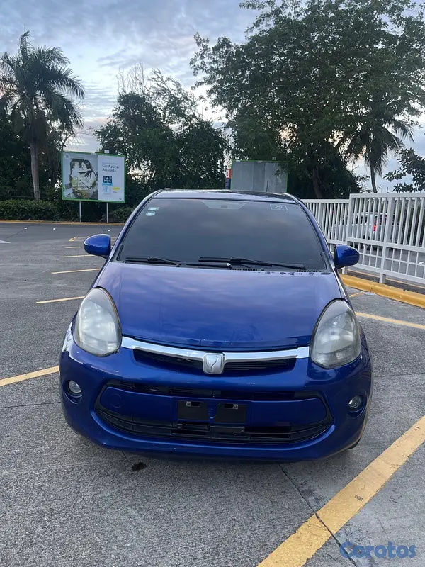 carros - Toyota Passo 2016 12