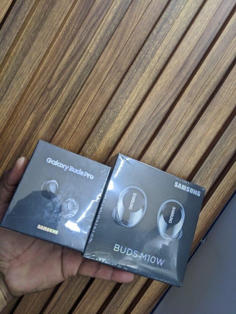 celulares y tabletas - Auriculares Bluetooth Samsung 2