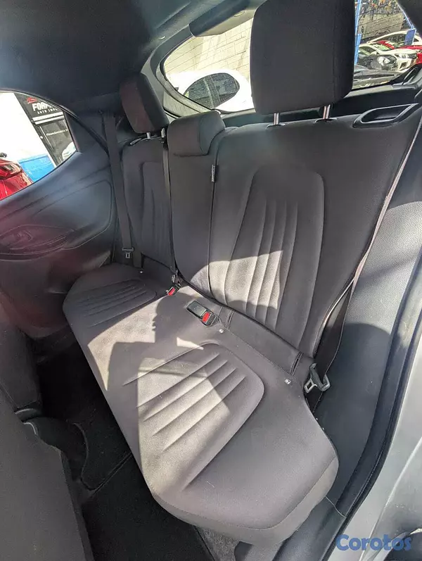 carros - TOYOTA YARIS 2021 1