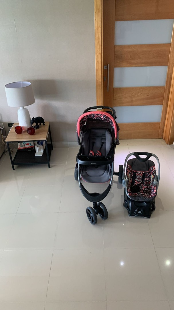coches y sillas - Baby trend - carrito, cargador y car seat para bebe