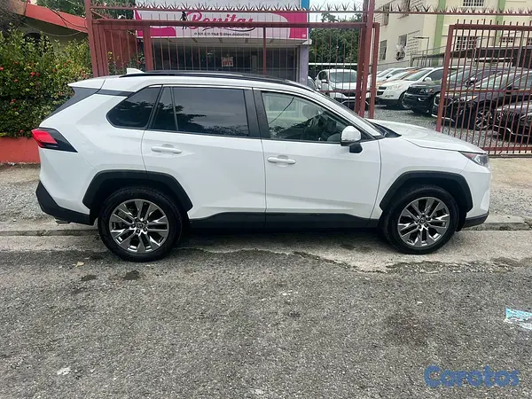 jeepetas y camionetas - toyota rav4 2020 1