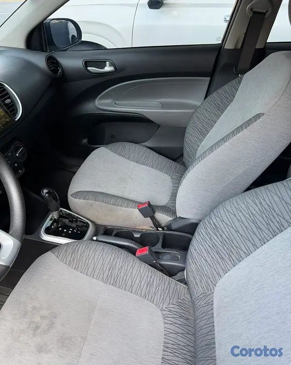 carros - KIA SOLUTO 2021 7