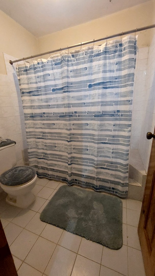 casas - Se vende casa en Los tres Ojos 4