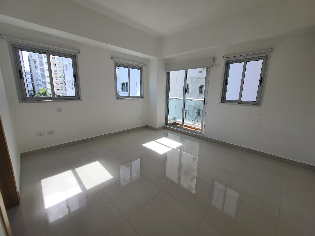 apartamentos - Vendo 5to* Piso Con Ascensor En Zona de Prestigio del Ensanche Naco
CODIGO: PD61 9