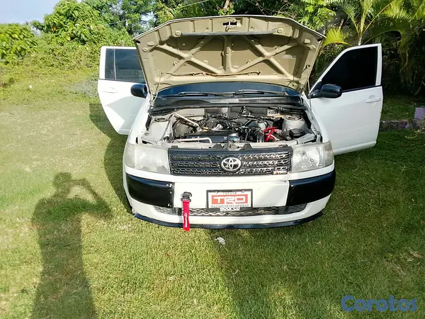 otros vehiculos - Toyota probox año 2012 4x4 2