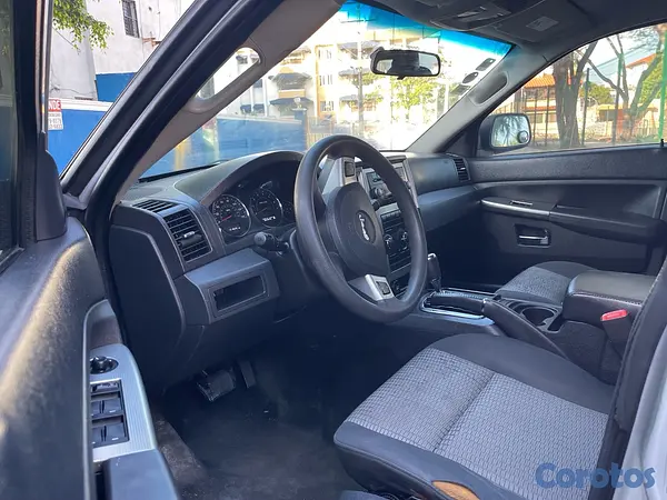 jeepetas y camionetas - Jeep Grand Cherokee Laredo 2009 9