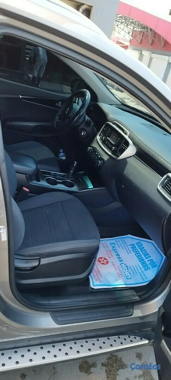 jeepetas y camionetas - Kia Sorento 2018 3