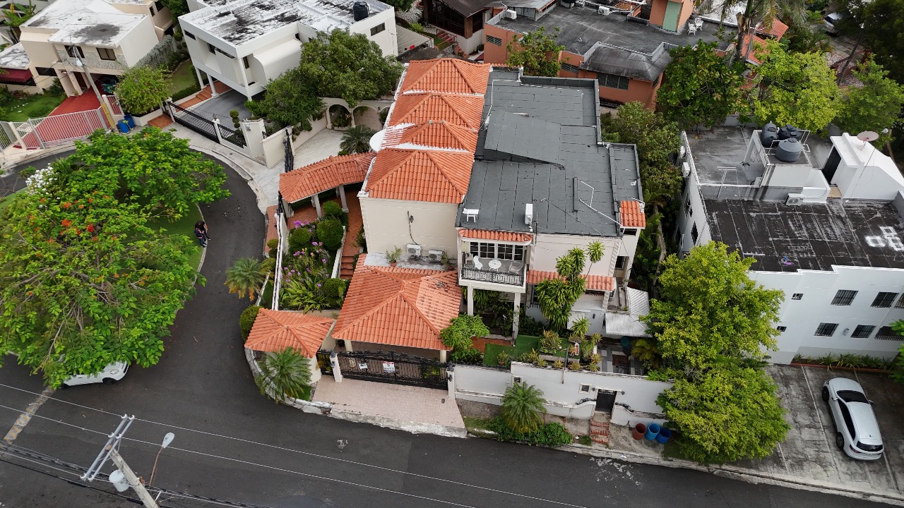 casas - Casa en los Pinos de Arroyo Hondo Viejo de Oferta  2