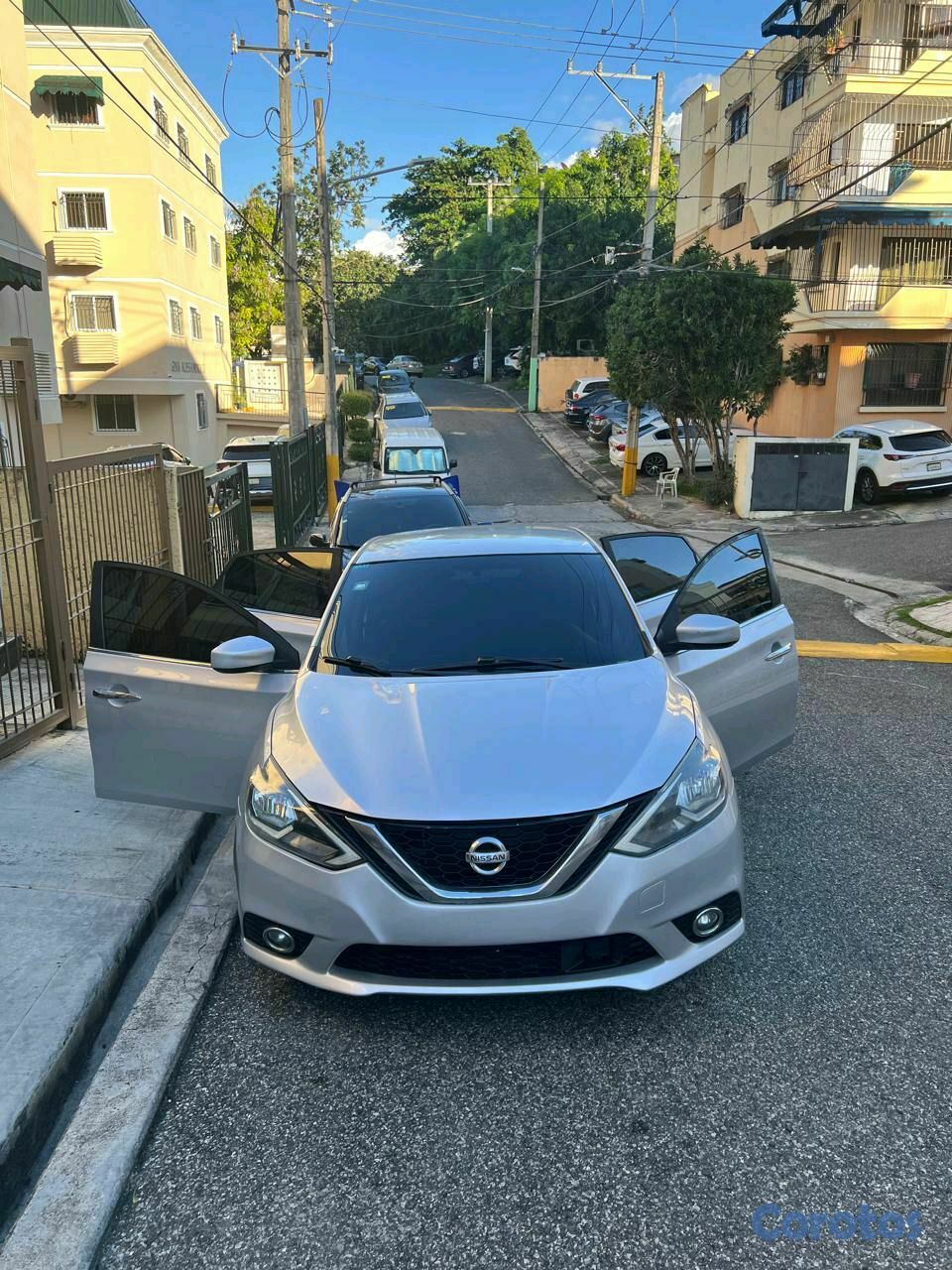 carros - Nissan Sentra SV 2019 4