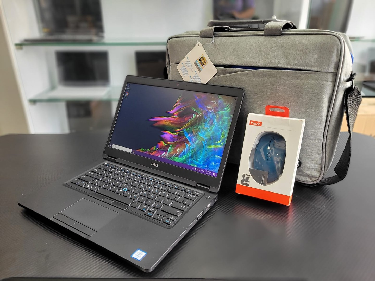 computadoras y laptops - Laptop Dell core i5 8va / 8th 8GB 256 M.2 , Dell latitude 5490, DDR4