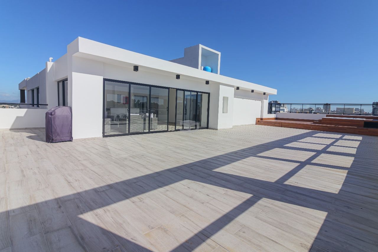 apartamentos - Alquilo o Vendo apartamento en 📍Evaristo, de 3 habitaciones en US$1,200 🔥
3hab 3