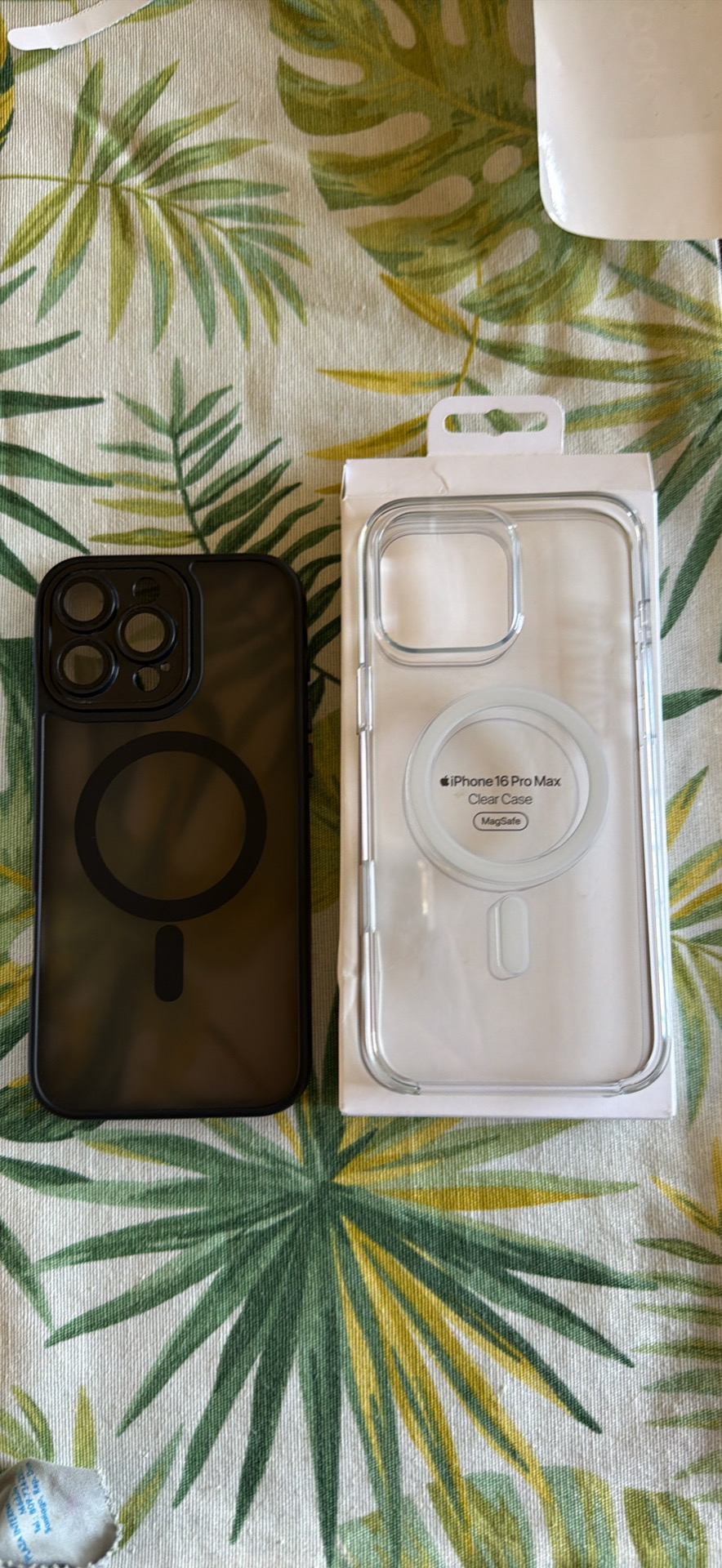 celulares y tabletas - Vendo iphone 16 pro max 256GB 10/10 bateria 98% 4
