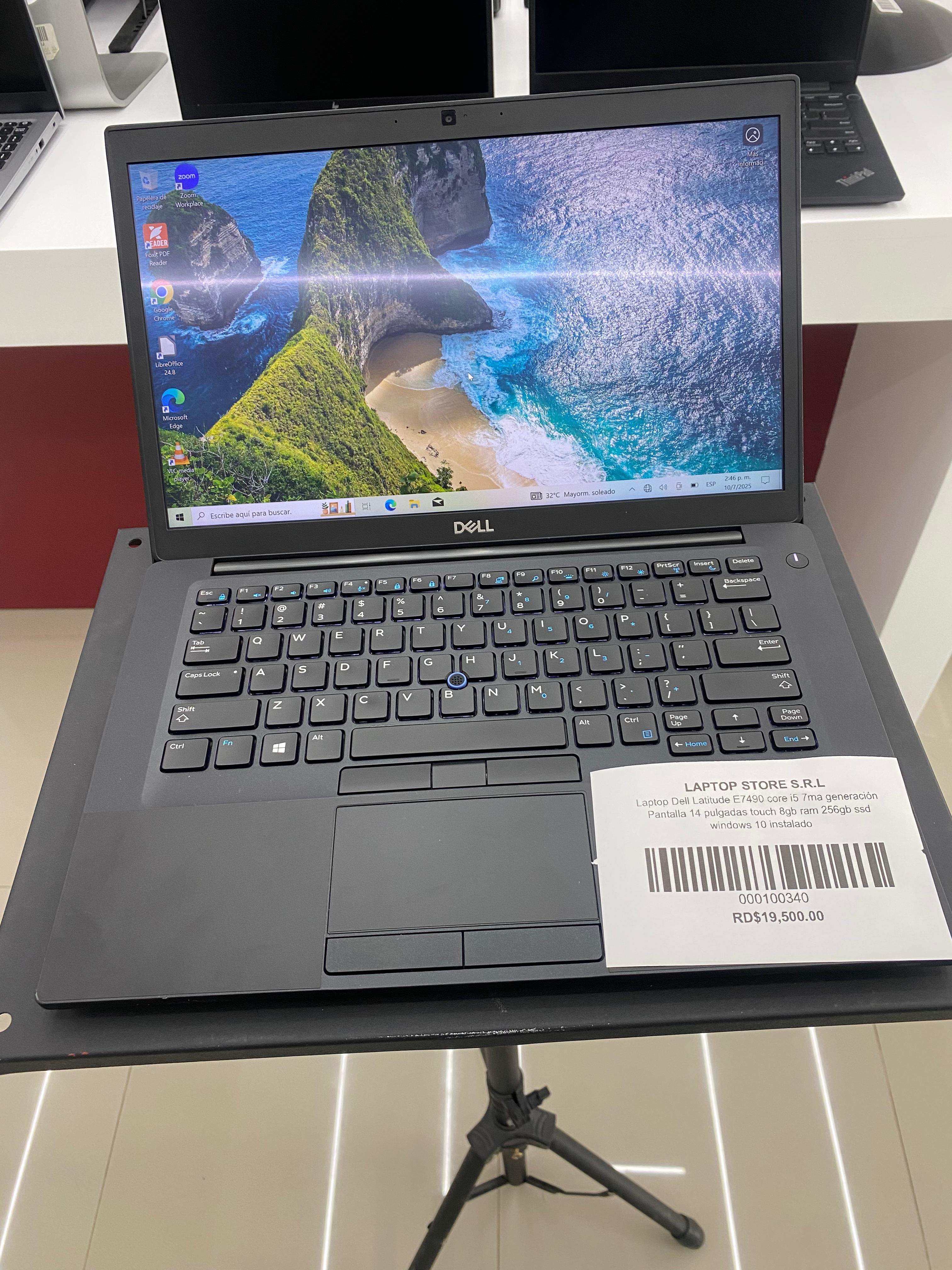 computadoras y laptops - Laptop Dell 7490 core i5 7ma Gen 14 pulgadas Touch