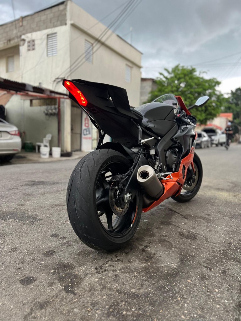 motores y pasolas - Yamaha R6 2018 3